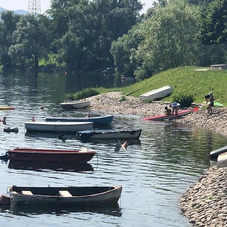 BlueLake Inn Olginate Bagian luar foto