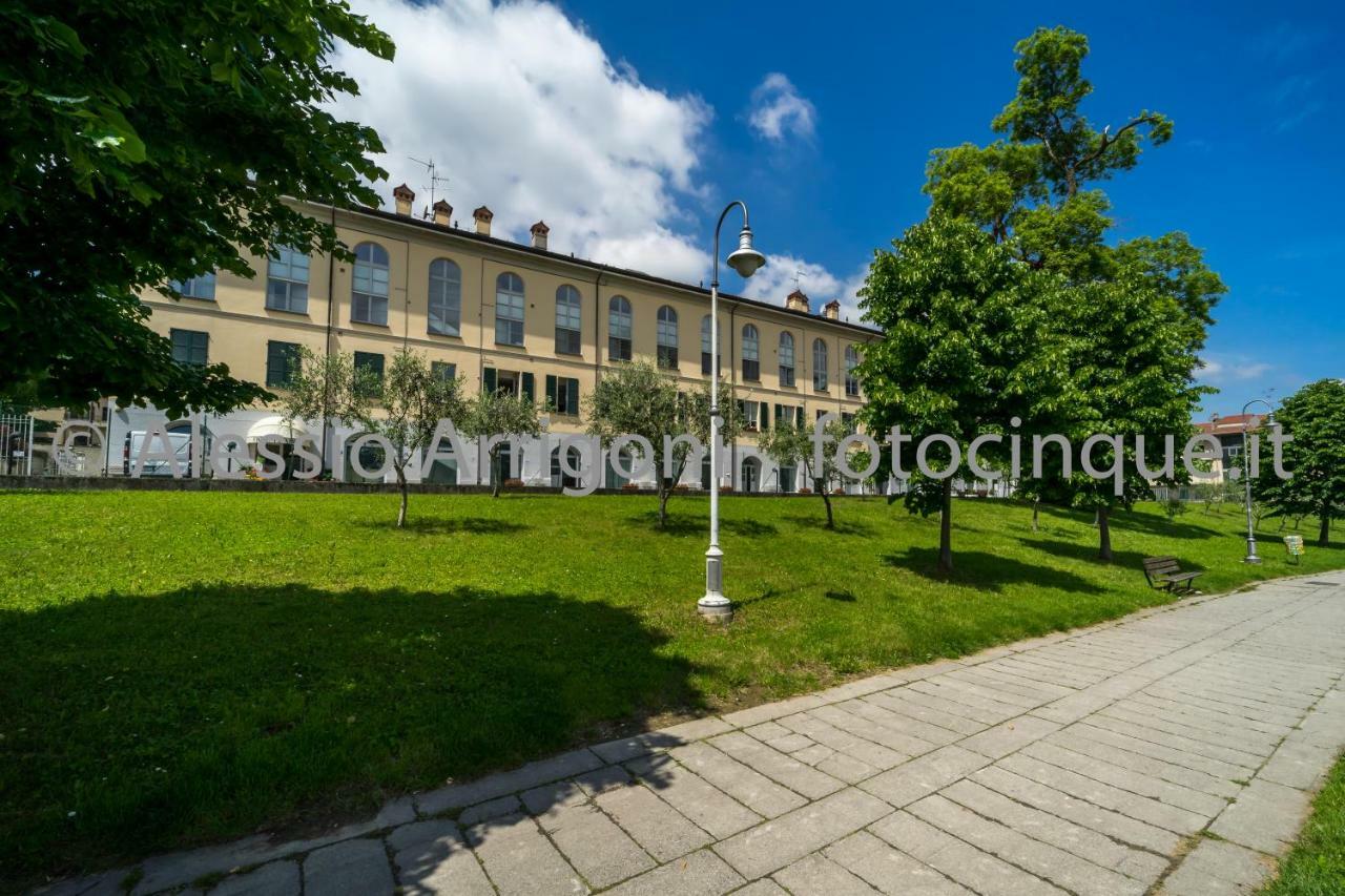 BlueLake Inn Olginate Bagian luar foto