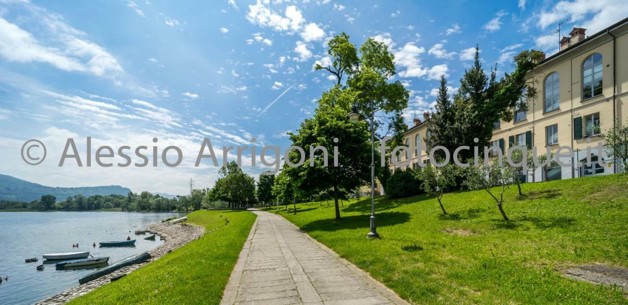 BlueLake Inn Olginate Bagian luar foto