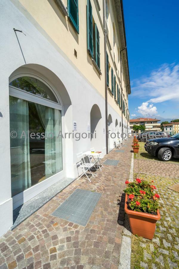 BlueLake Inn Olginate Bagian luar foto