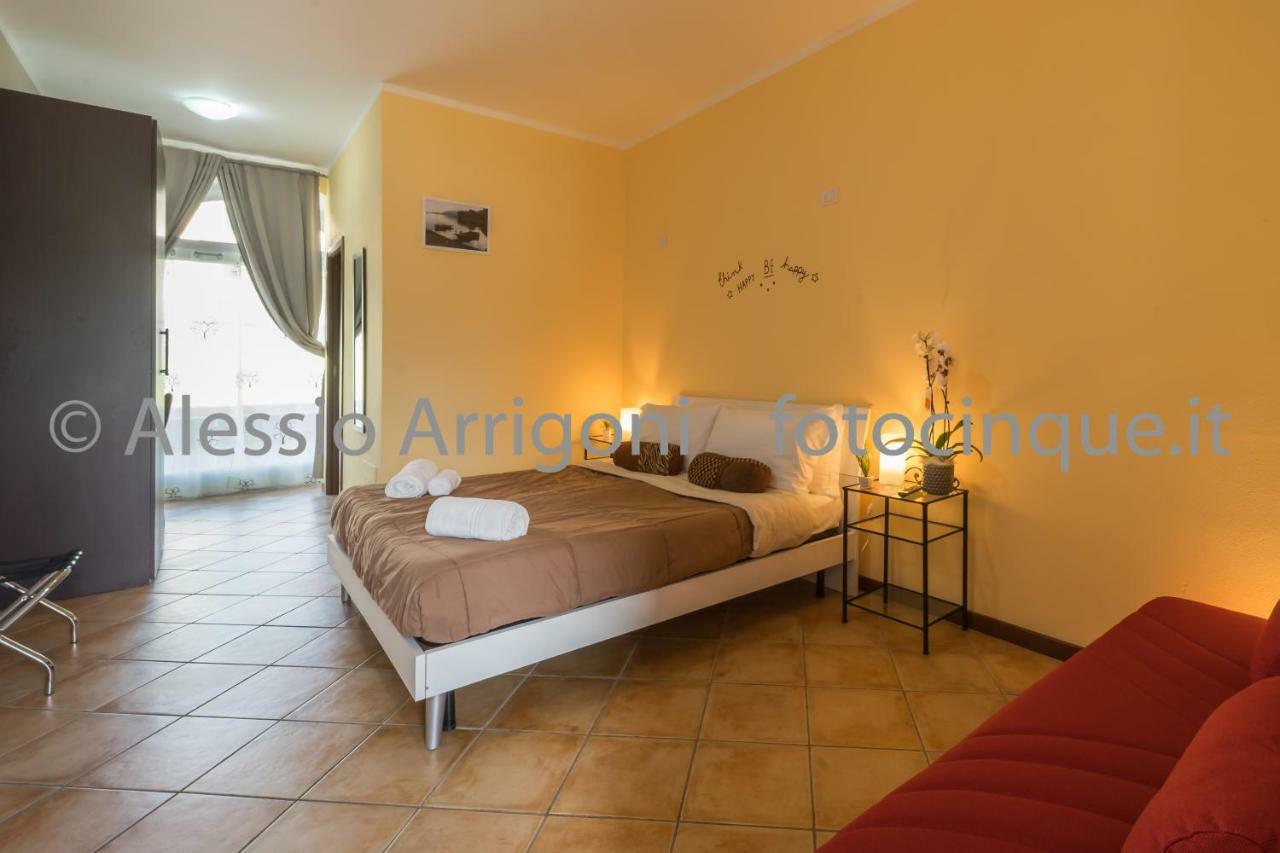 BlueLake Inn Olginate Bagian luar foto